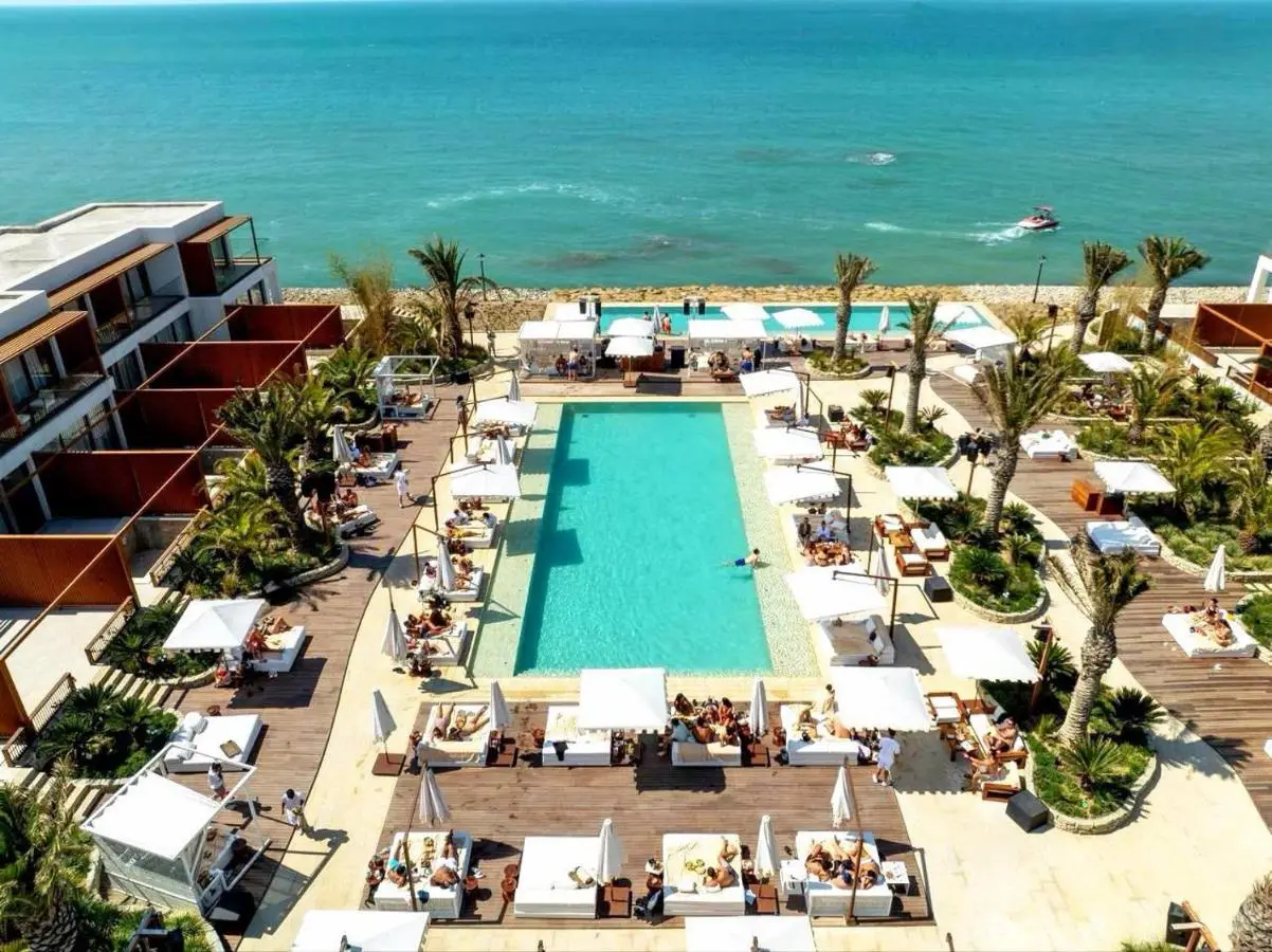 Sea Breeze Baku