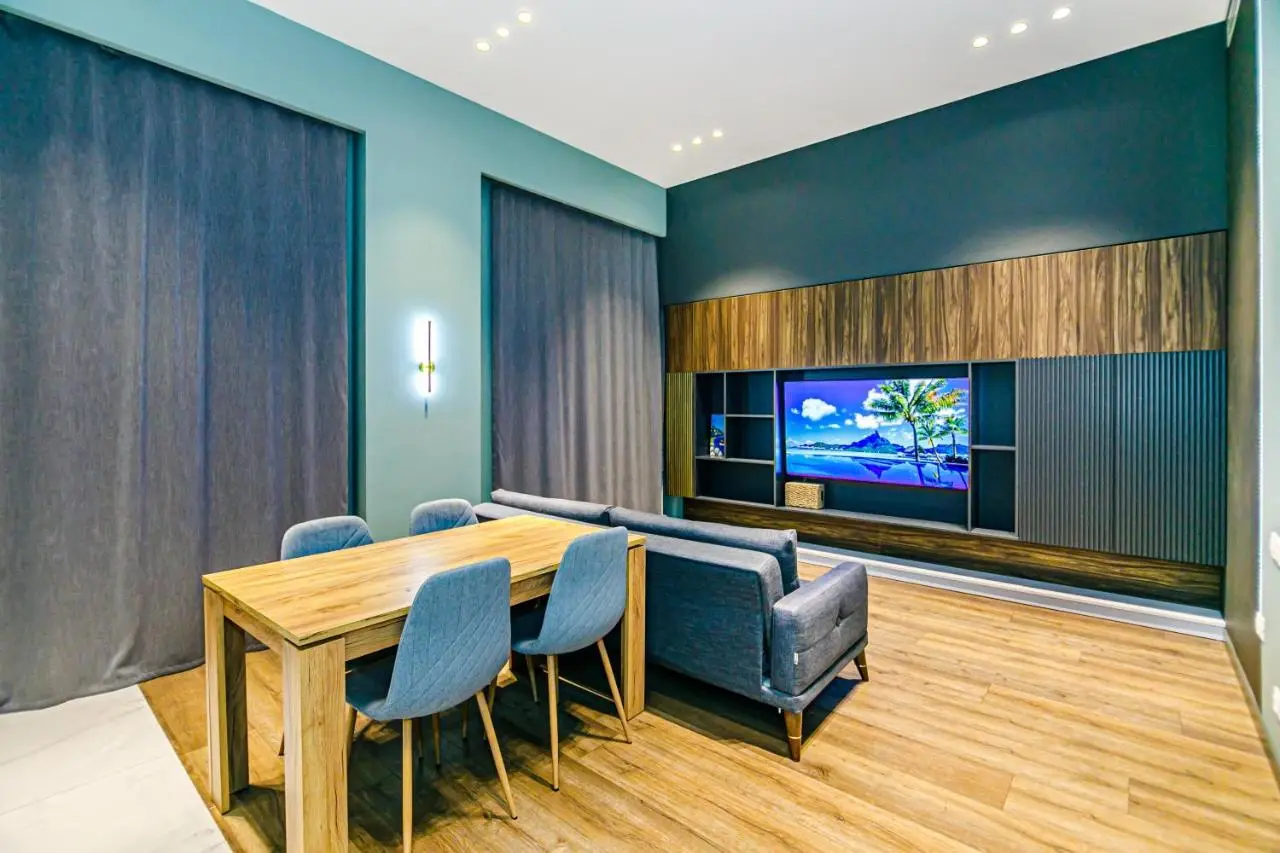 Knightsbridge Apartment by Baku Housing