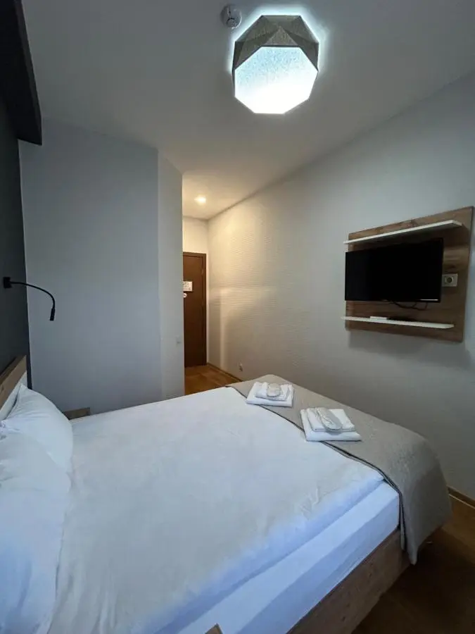10 KEYS Boutique Hotel