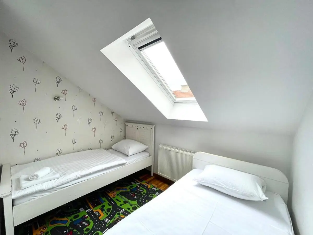 Engadin Beautiful 2BDR Apt