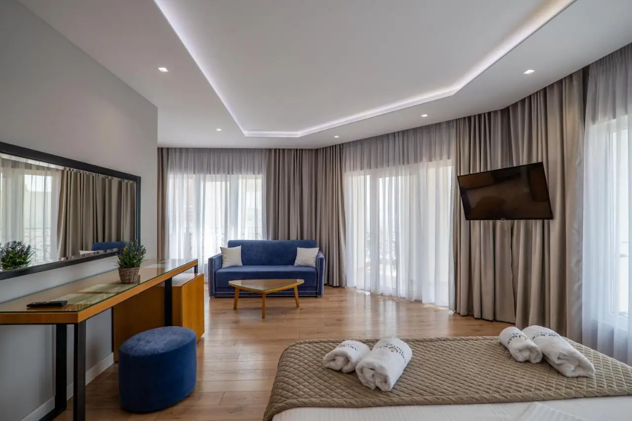 AMI MAR Hotel