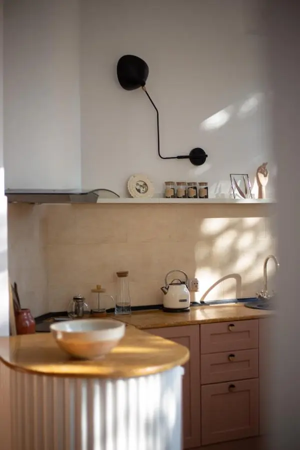 Peaceful Bohemian Apartment – Best Location