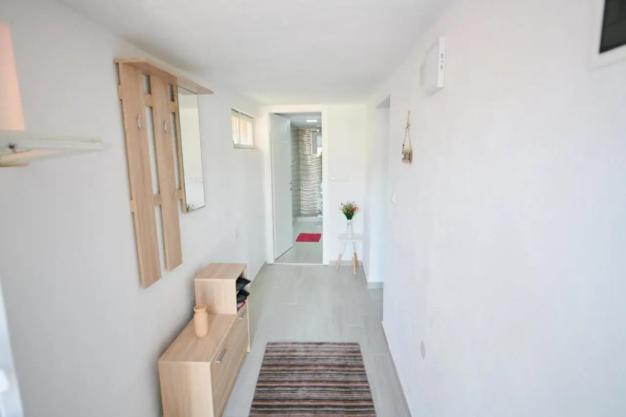 Lovely House Apartment