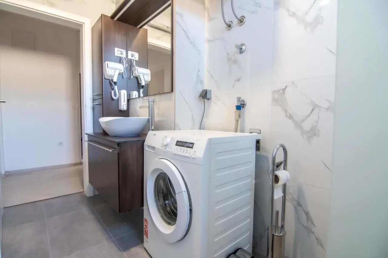 Studio Apartment Mia - free parking