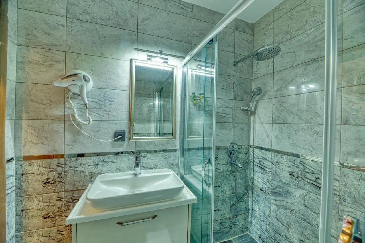 GALATAGREENAPPLEHOTEL