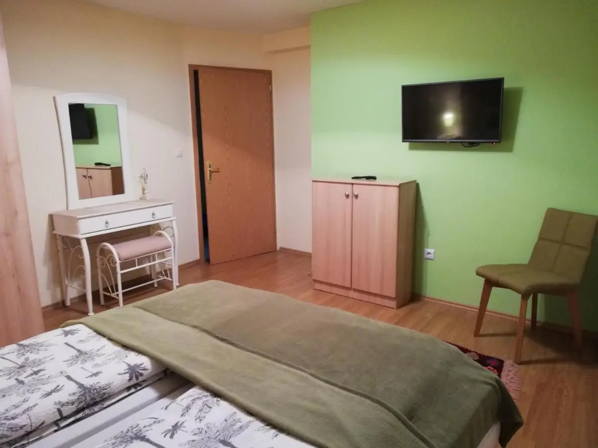 THE ORCHID Apartment