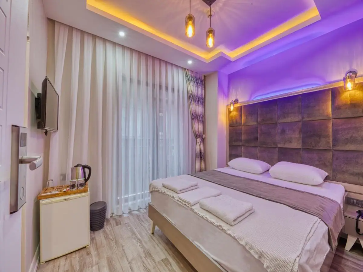 GALATAGREENAPPLEHOTEL