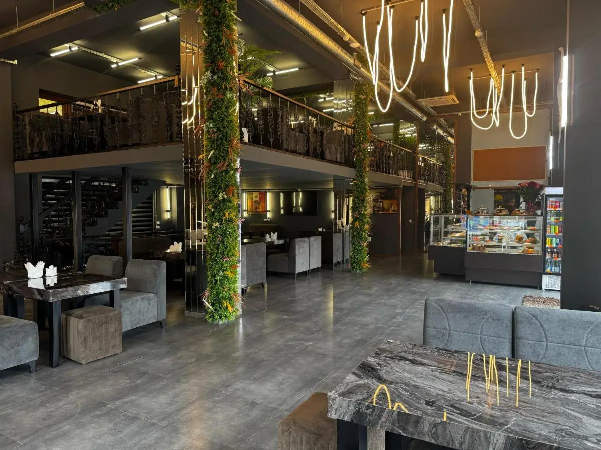 Alp Inn Hotel