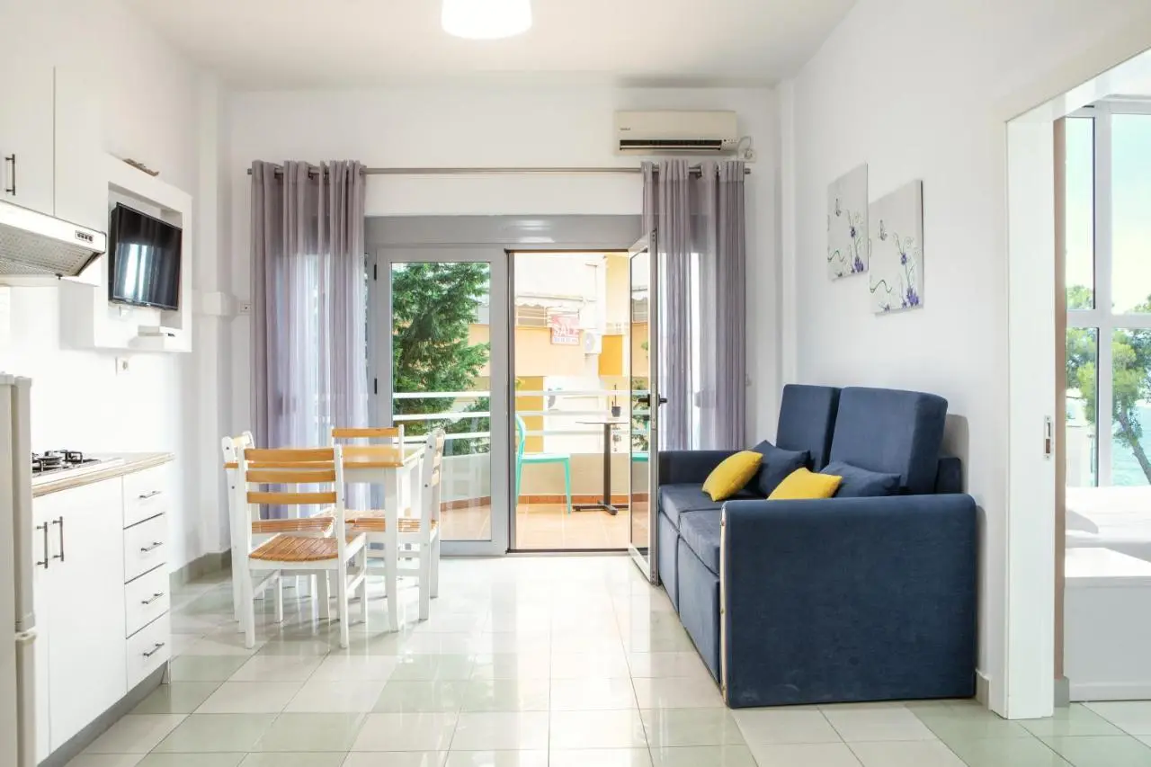 Portafortuna Apartments