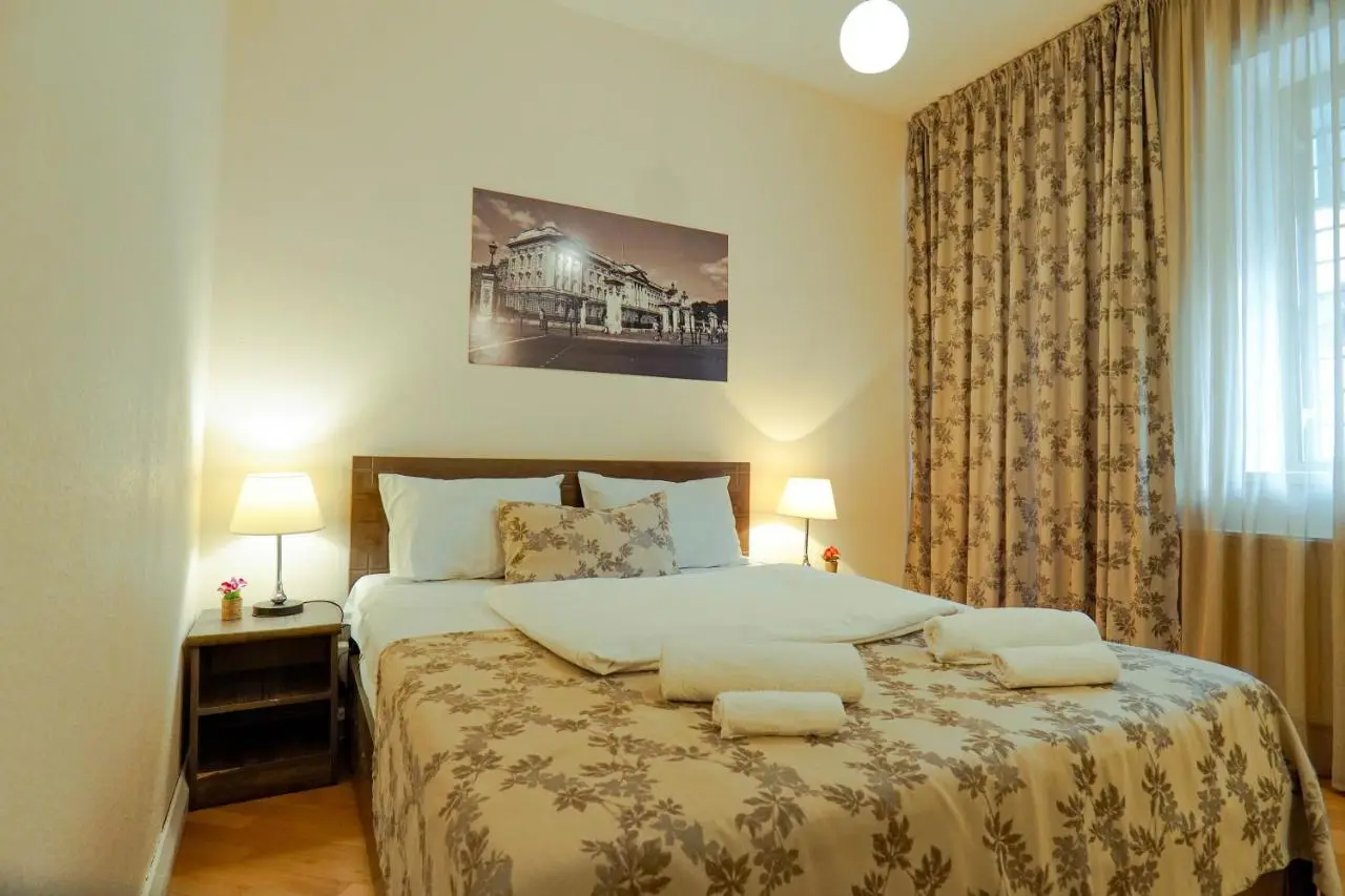 Check-In Hotel