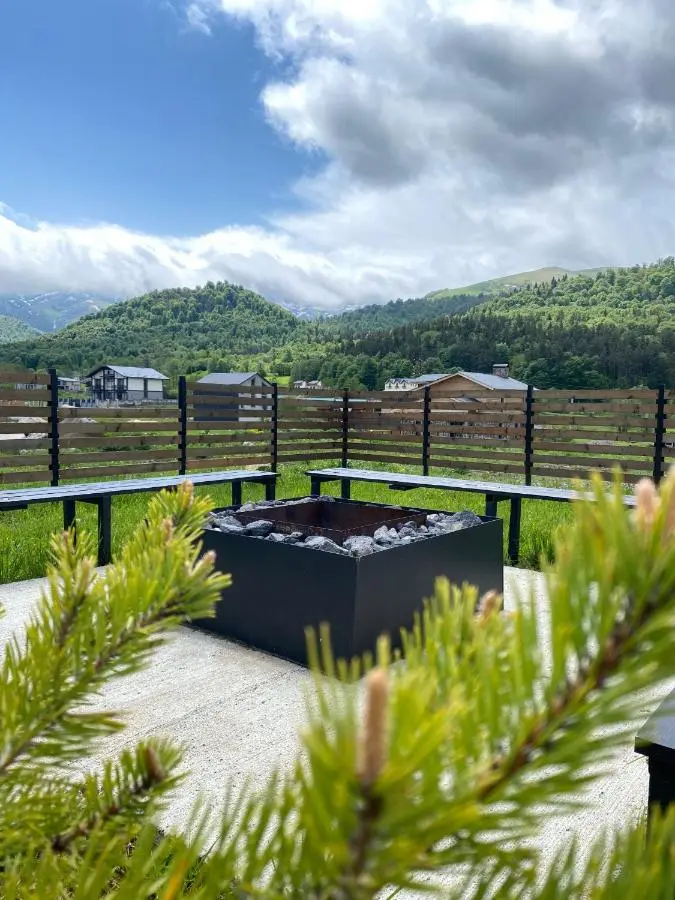 TwinSide Chalet Bakuriani