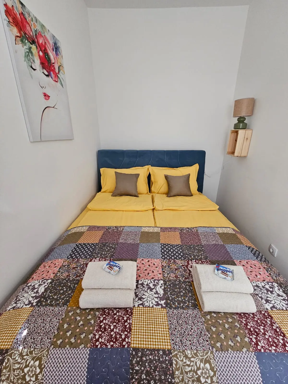 Ginger Cozy Apartment