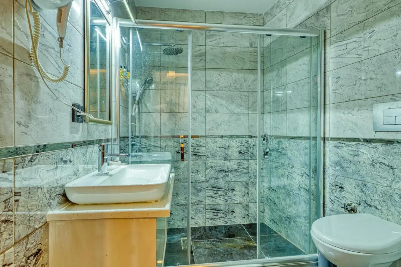 GALATAGREENAPPLEHOTEL