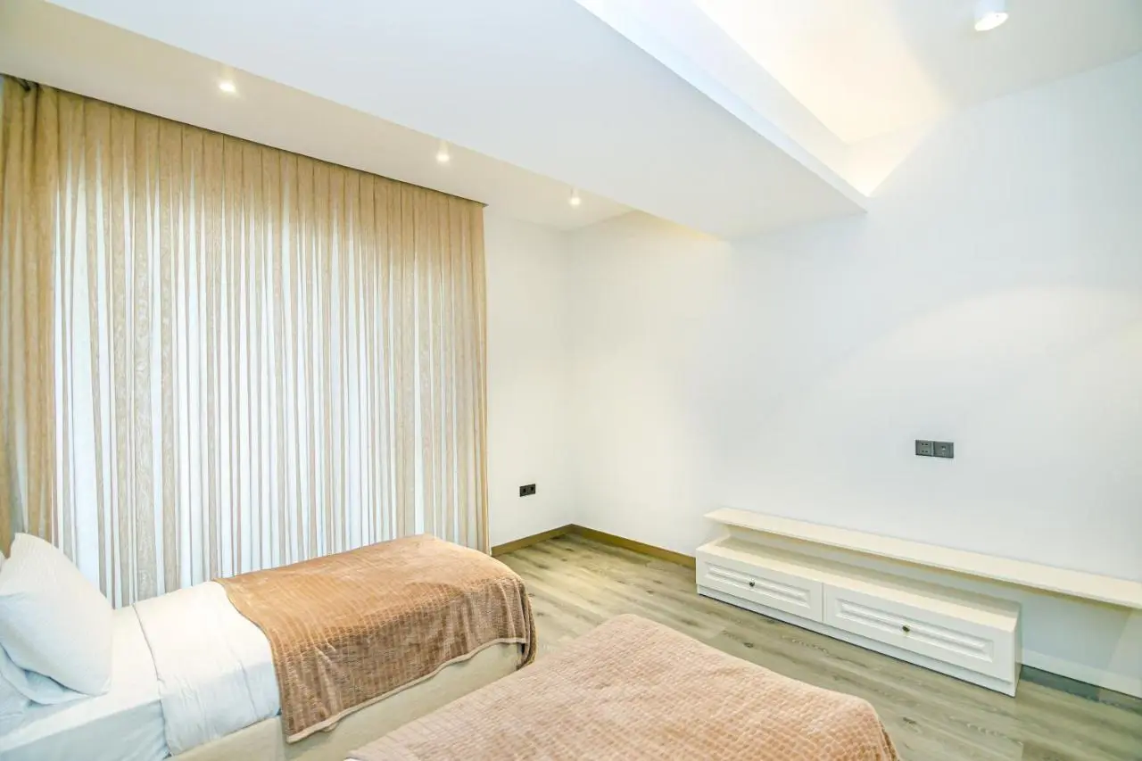 KING Luxury Apartment in Baku
