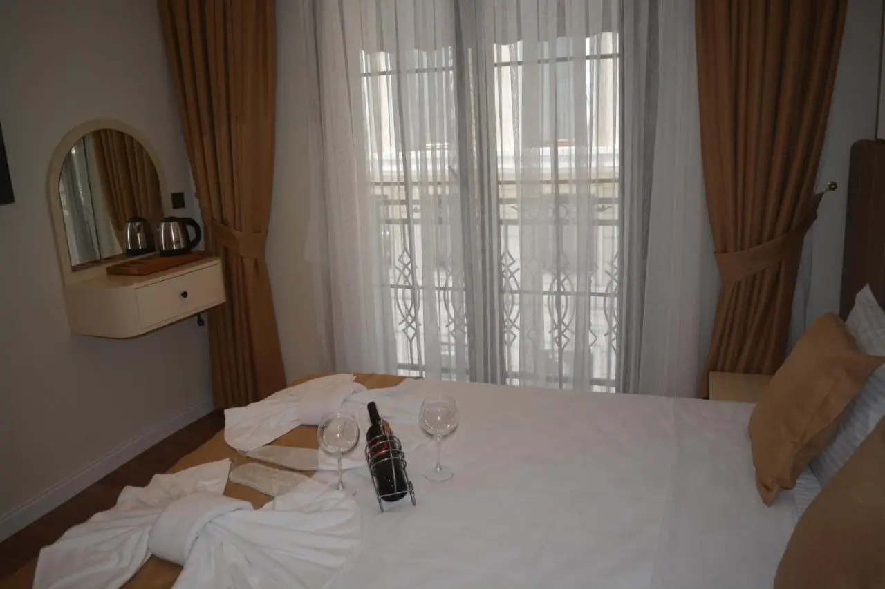Garden Elisa Hotel