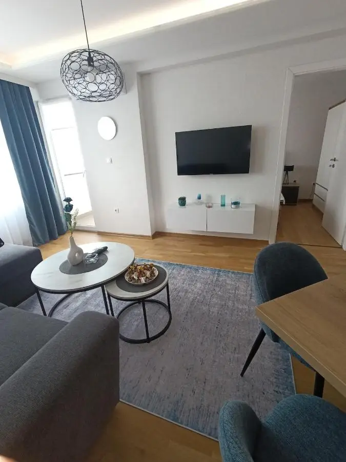 Blue Apartment Lukavica near Sarajevo Airport