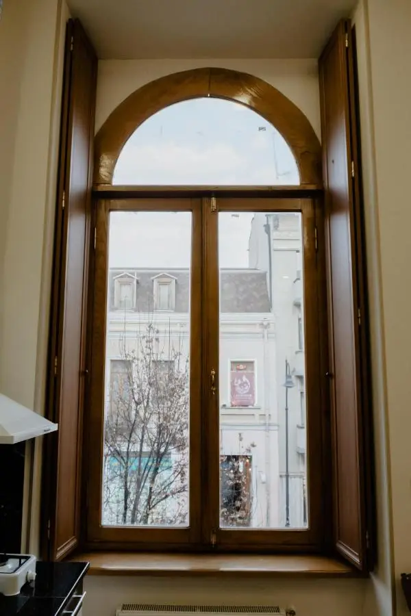 2 Signature Apartments on Agmashenebeli