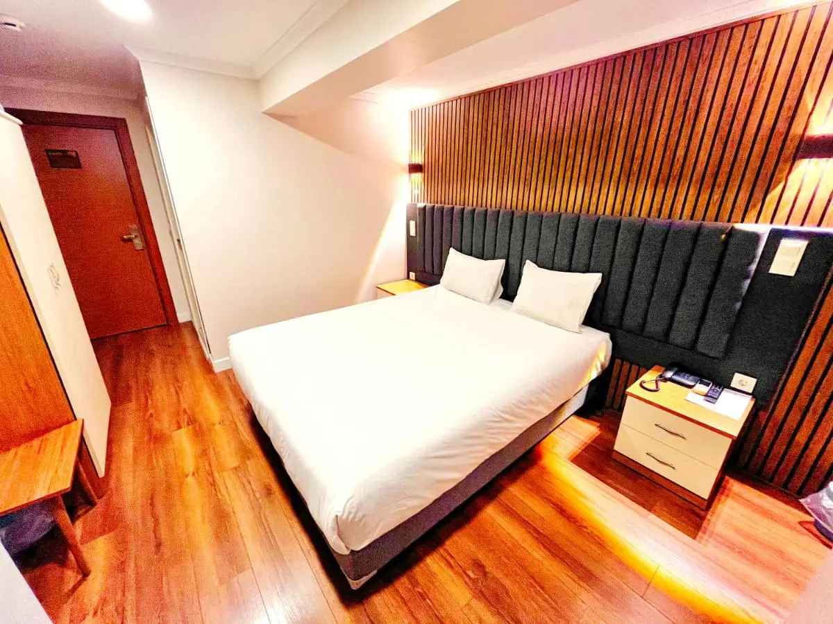Naila Hotel