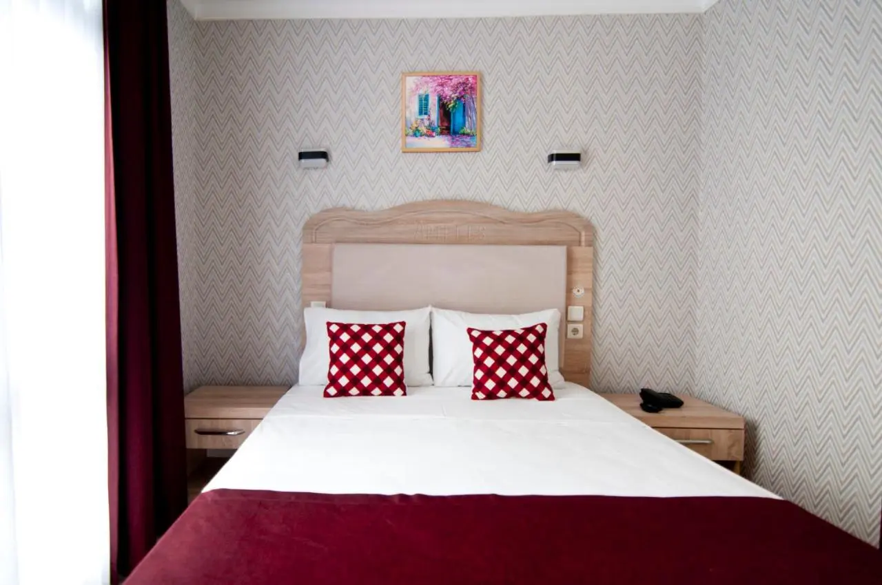 Artefes Hotel Old City& Spa