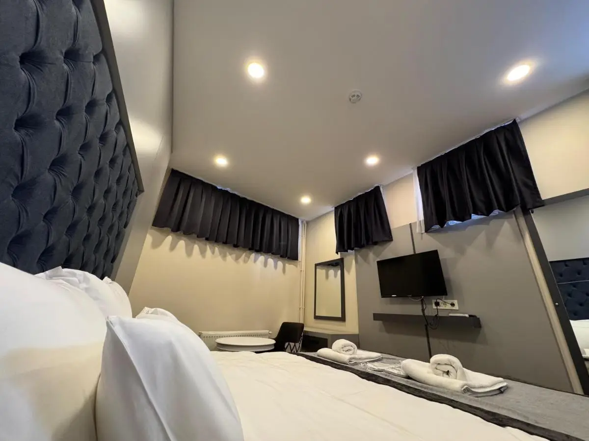 Spinel Hotel - Old City