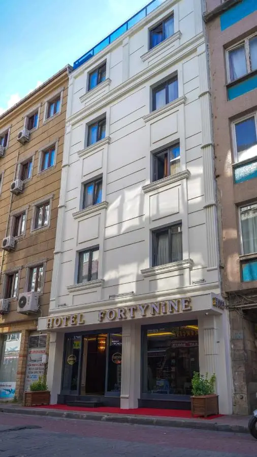 Hotel FORTYNİNE