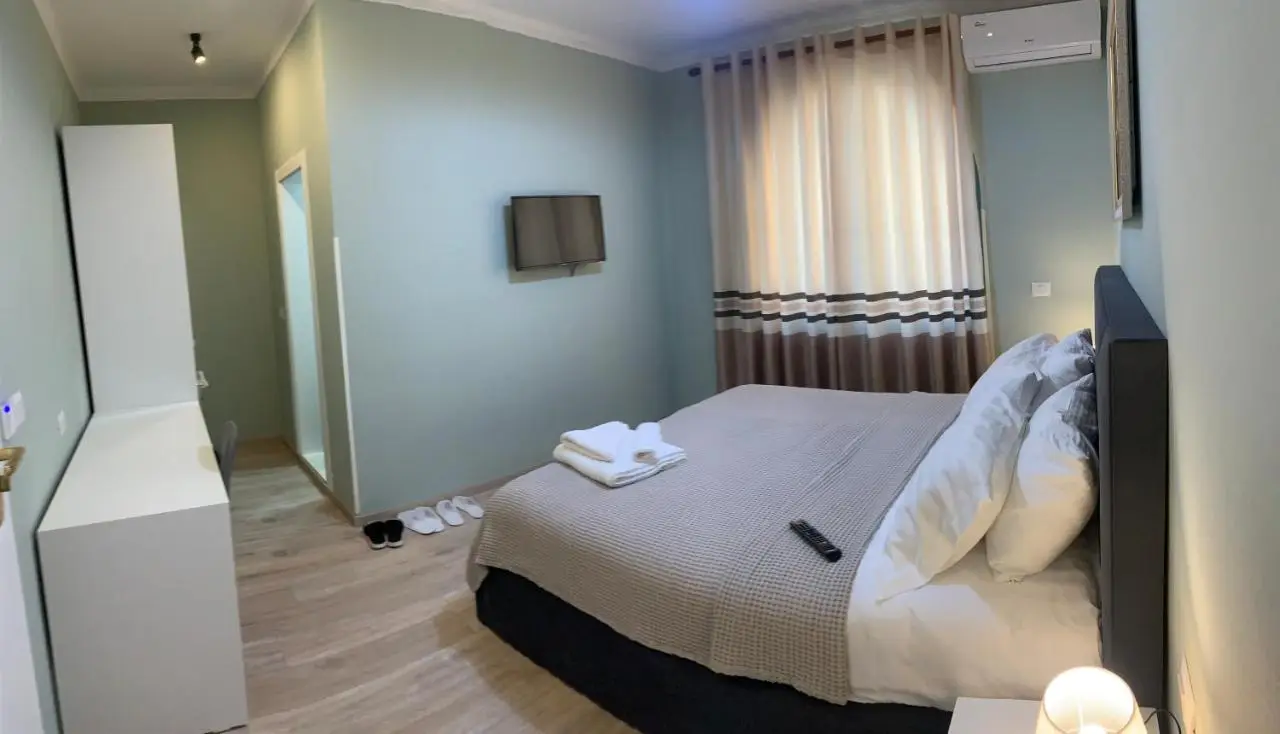 BELUX HOTEL