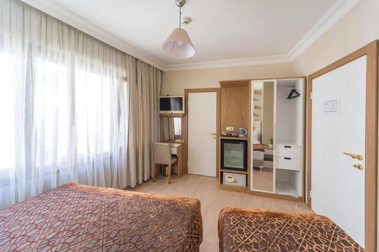 Tayahatun Hotel
