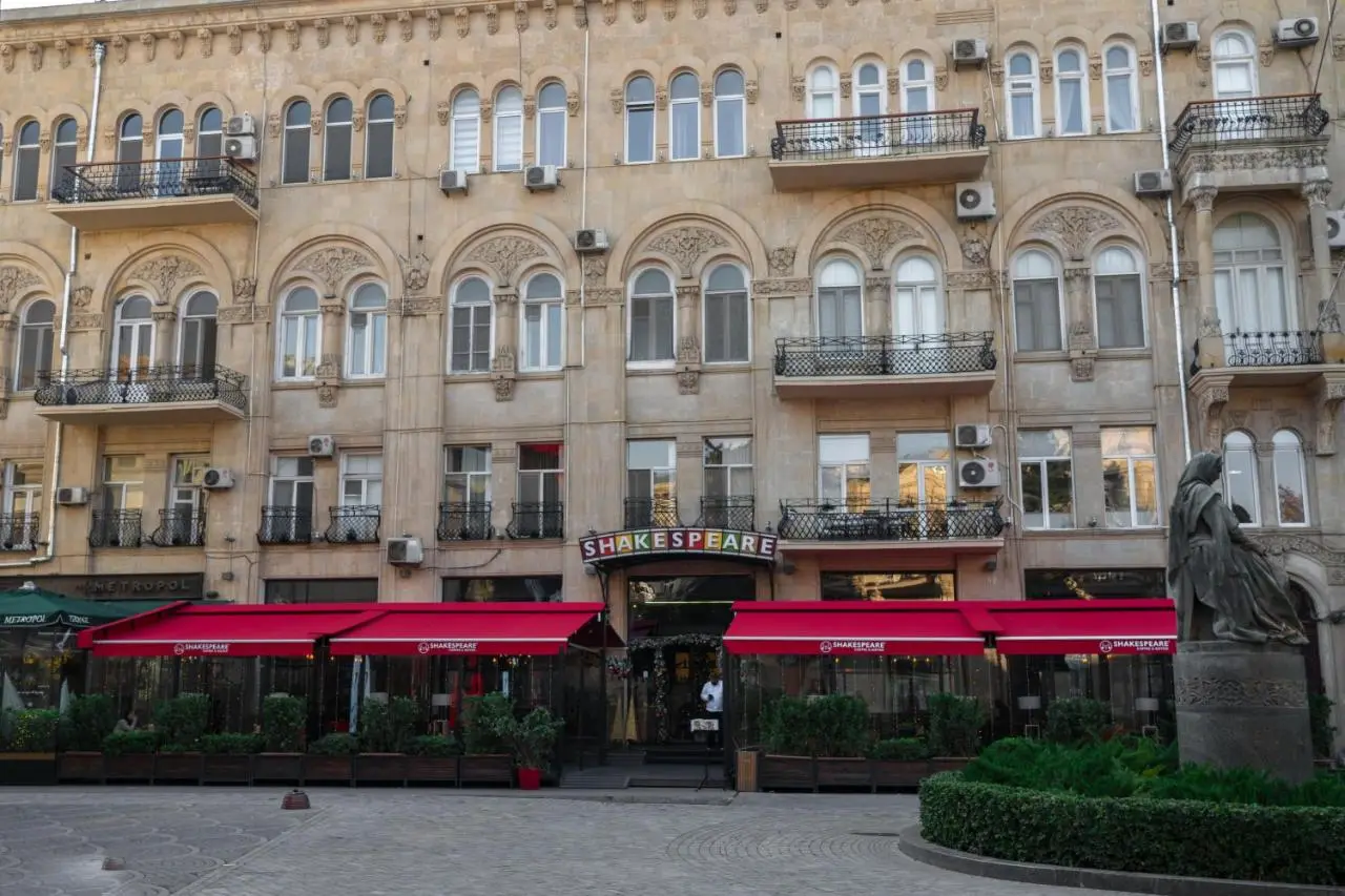 City Center Apartment