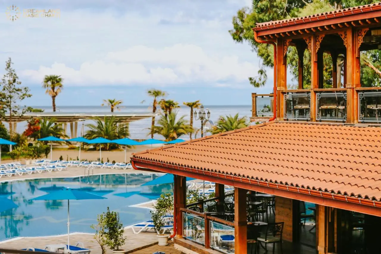 Dreamland Oasis Aparthotel