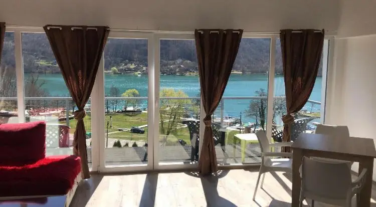 Royal Town Luxury with Panoramic View Wake up to breathtaking lake views and pure tranquility