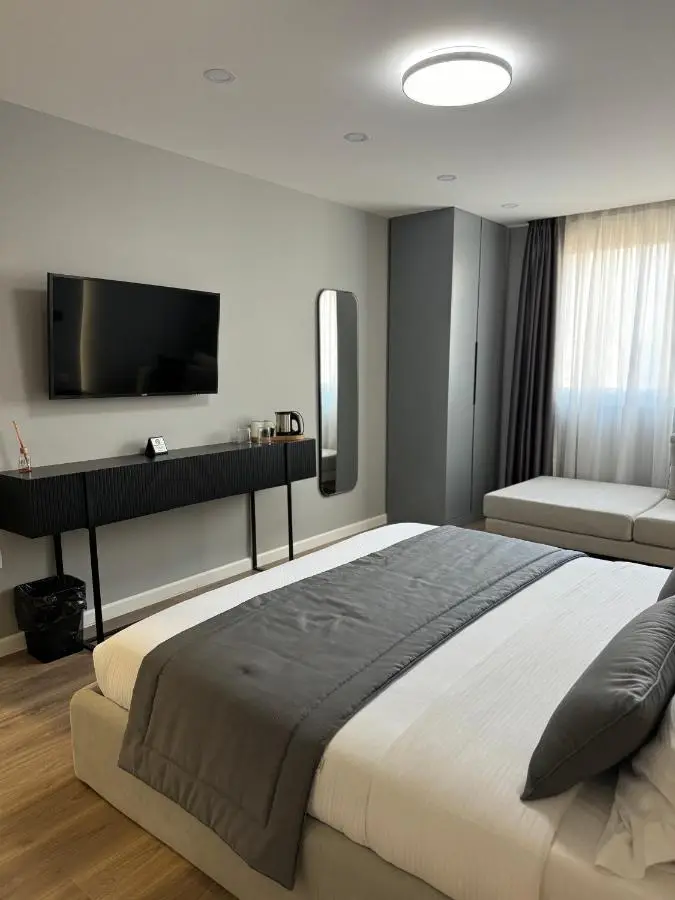 L’Hotel Tirana