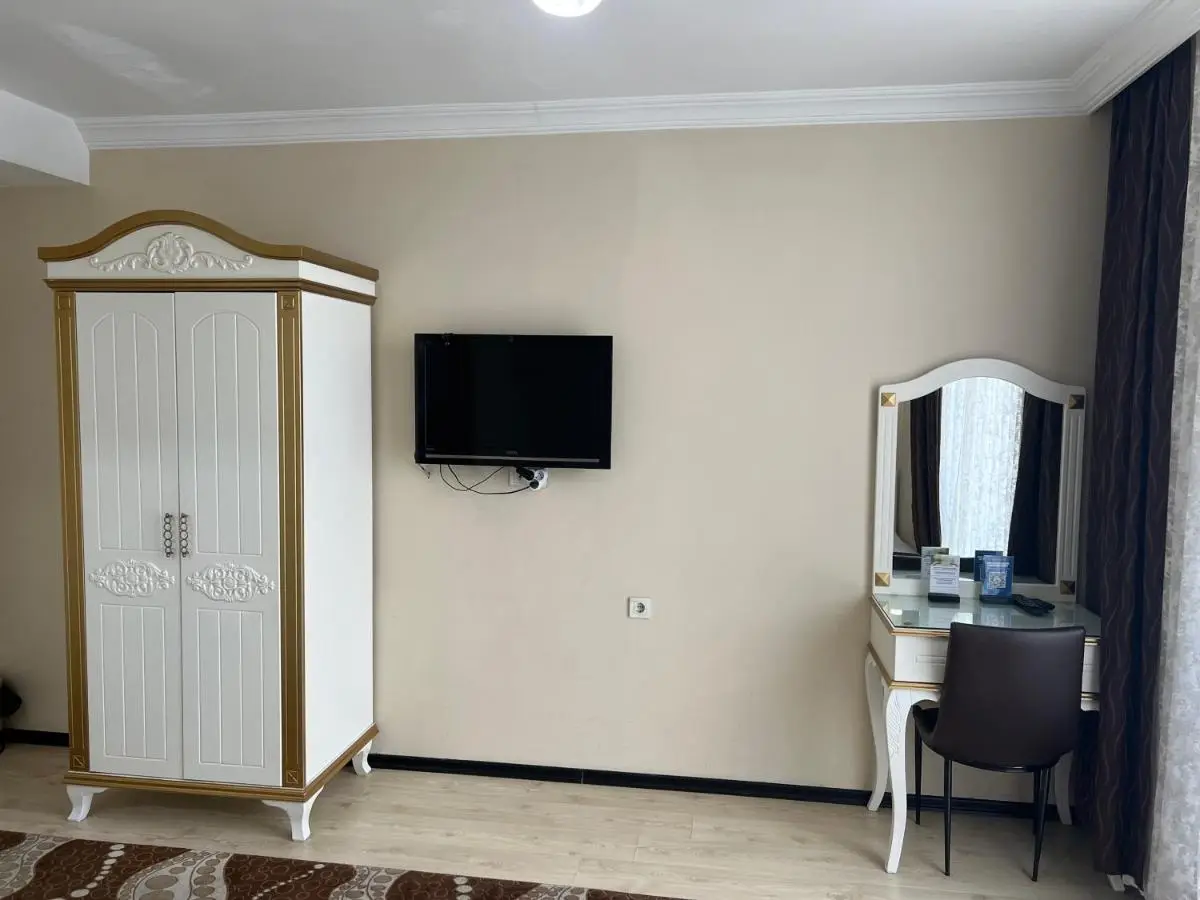 Şeref Hotel