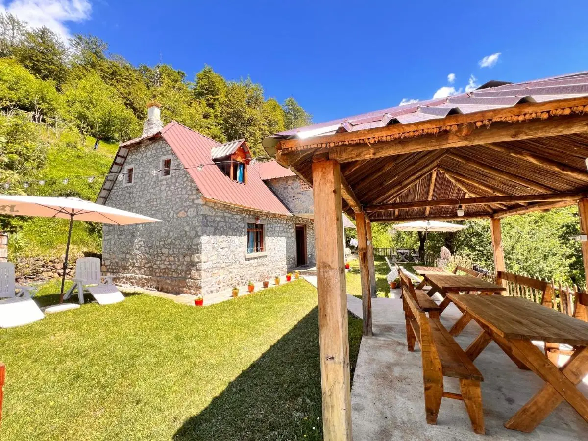 Guest House Gjelaj