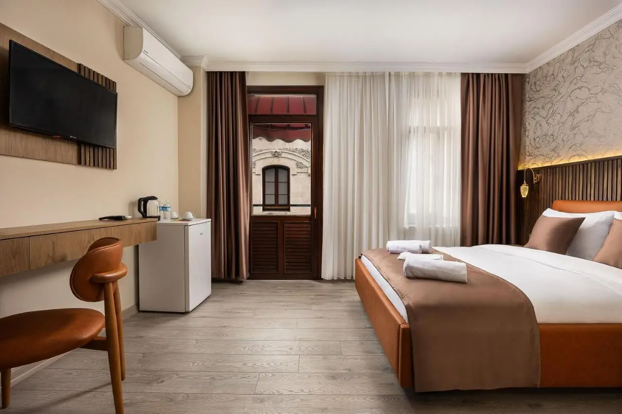 Taksim Peradise Hotel