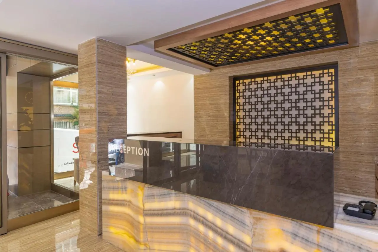 38 Hotel
