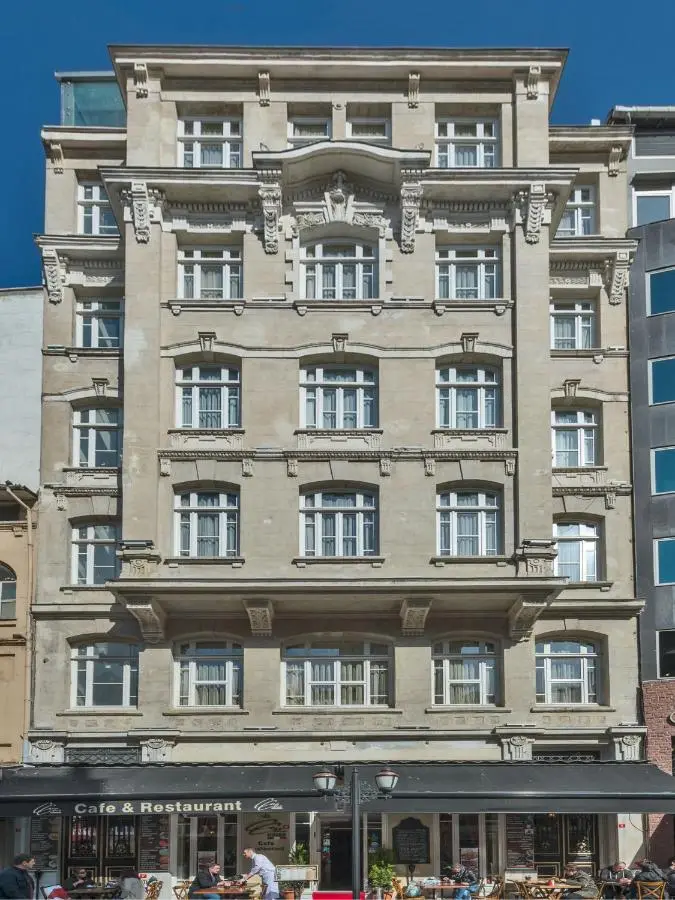 Alpek Hotel