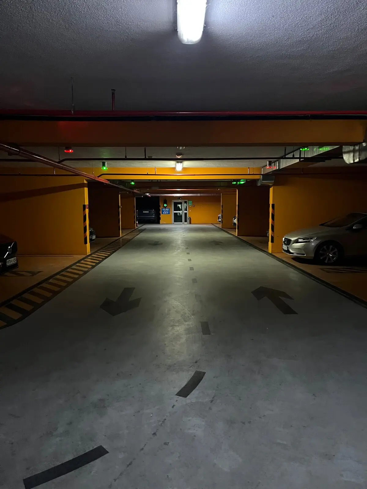 Luxurious  Apartment in Old Town+Parking
