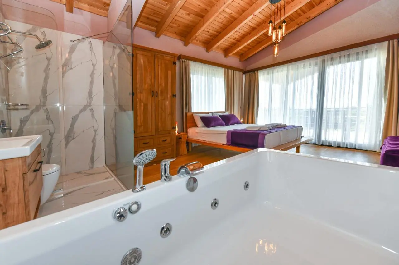 Volans Suites Villas
