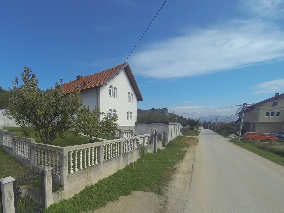 Villa Bosna (Pool, Sauna, Jacuzzi, BBQ,Playground)