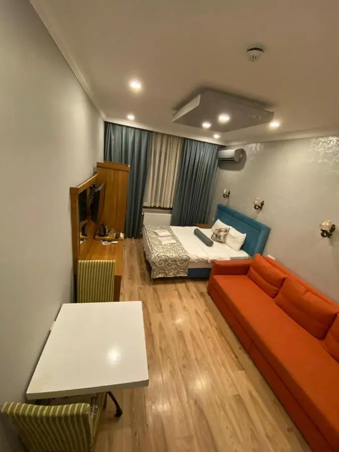 Riverland Suites Apart Hotel