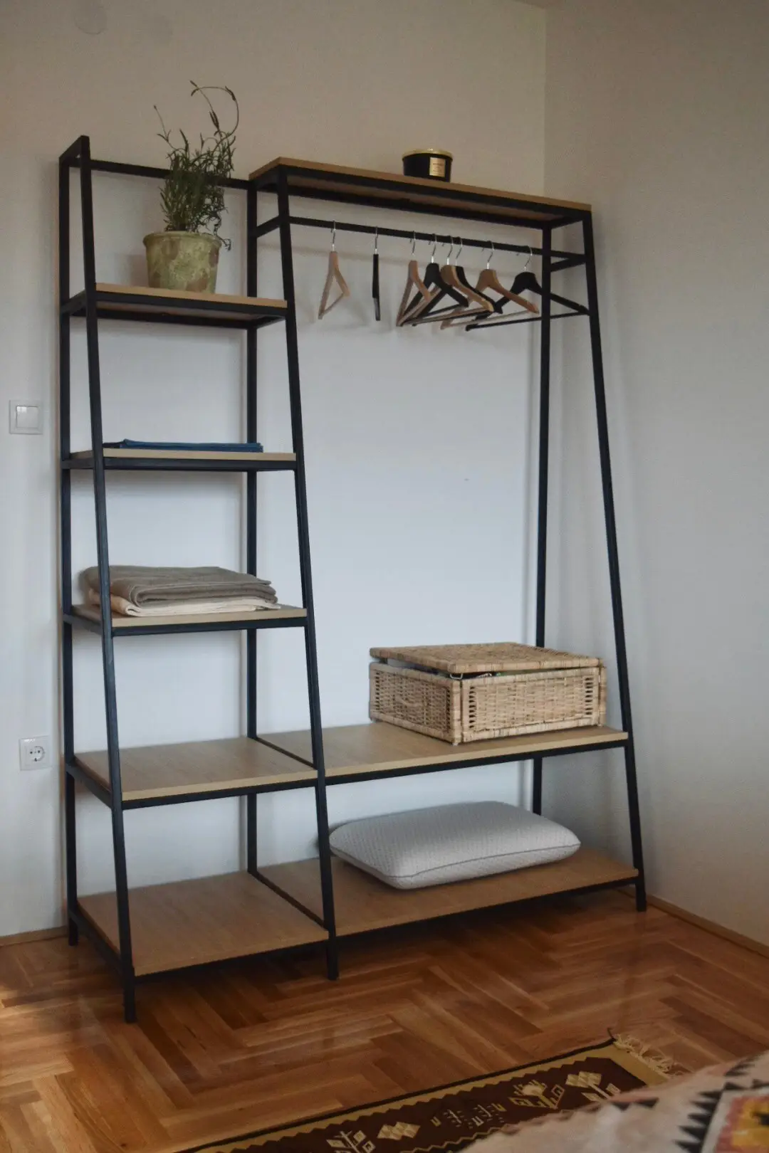 2BDR Modern Loft -
 Mountain View and Free Parking