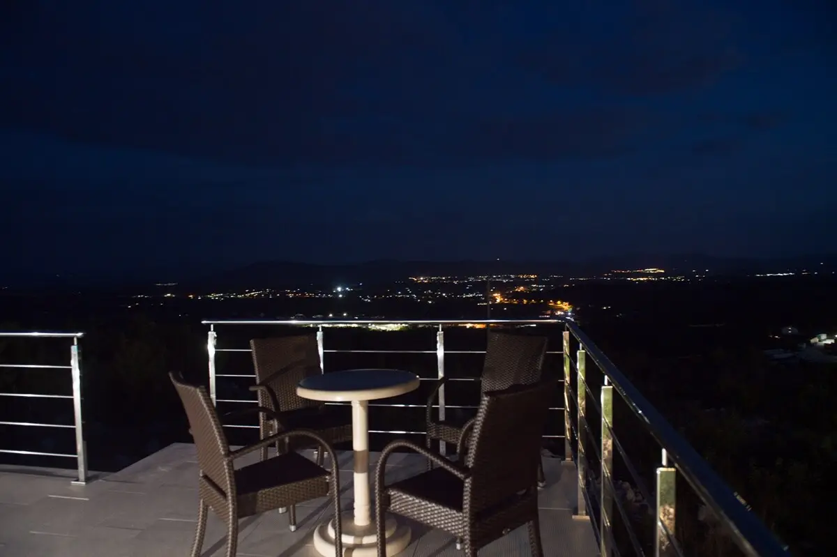 Villa Ljuba - Three Bedroom House & Swimming Pool