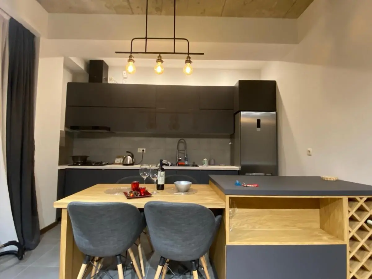 APARTMENT SIXTEEN