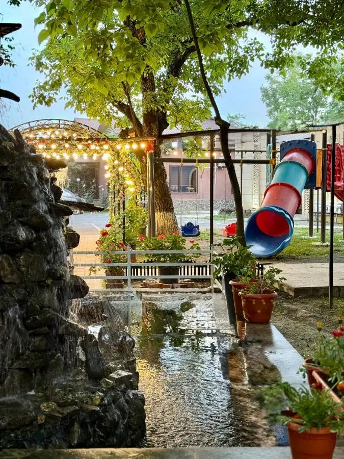 Nohurçay Cottages & Restaurant