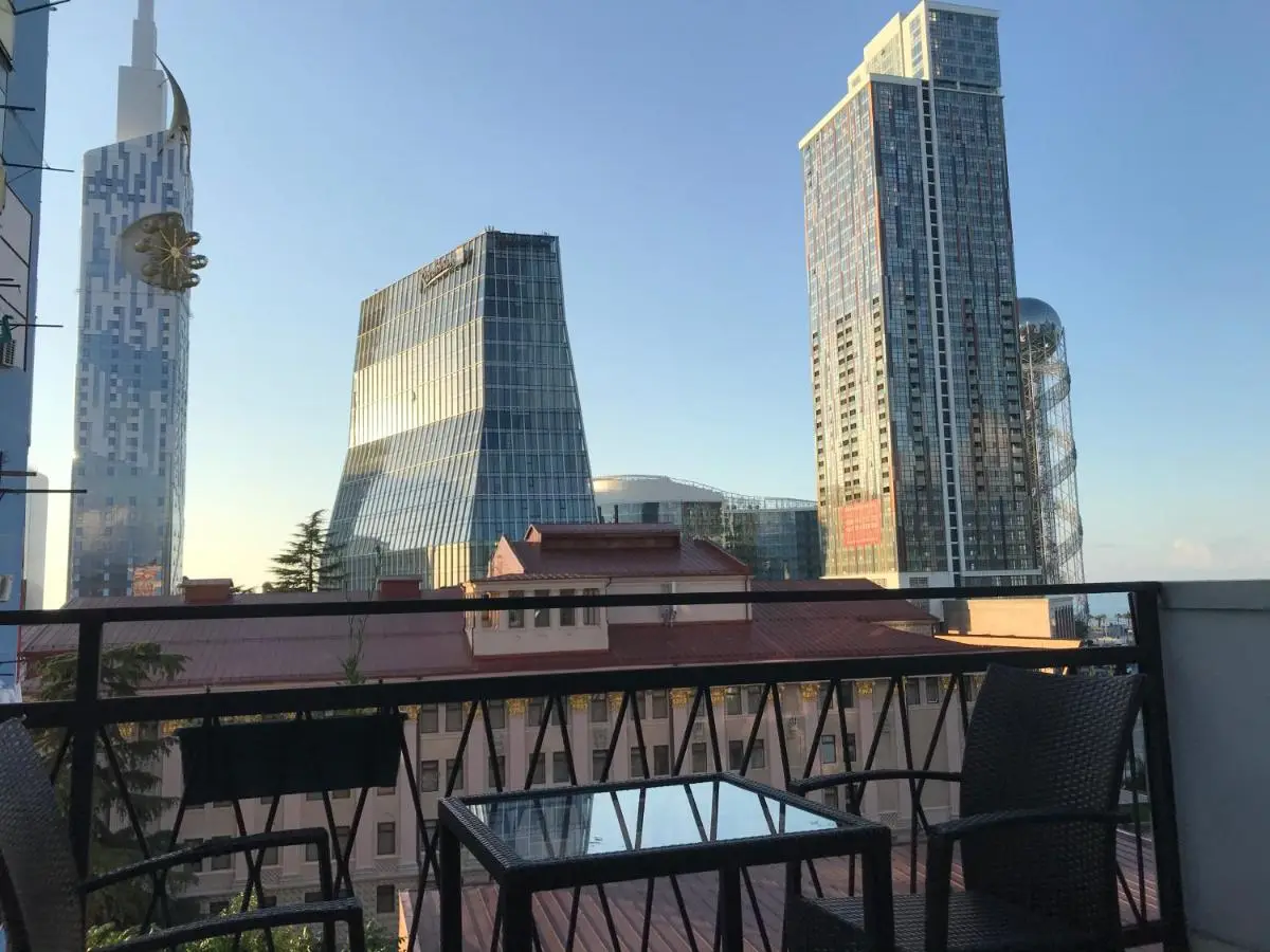 Apartment In Batumi MGZAVREBI