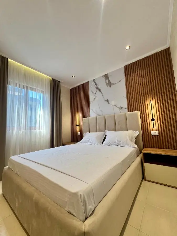 Kamberi Hotel & Apartments
