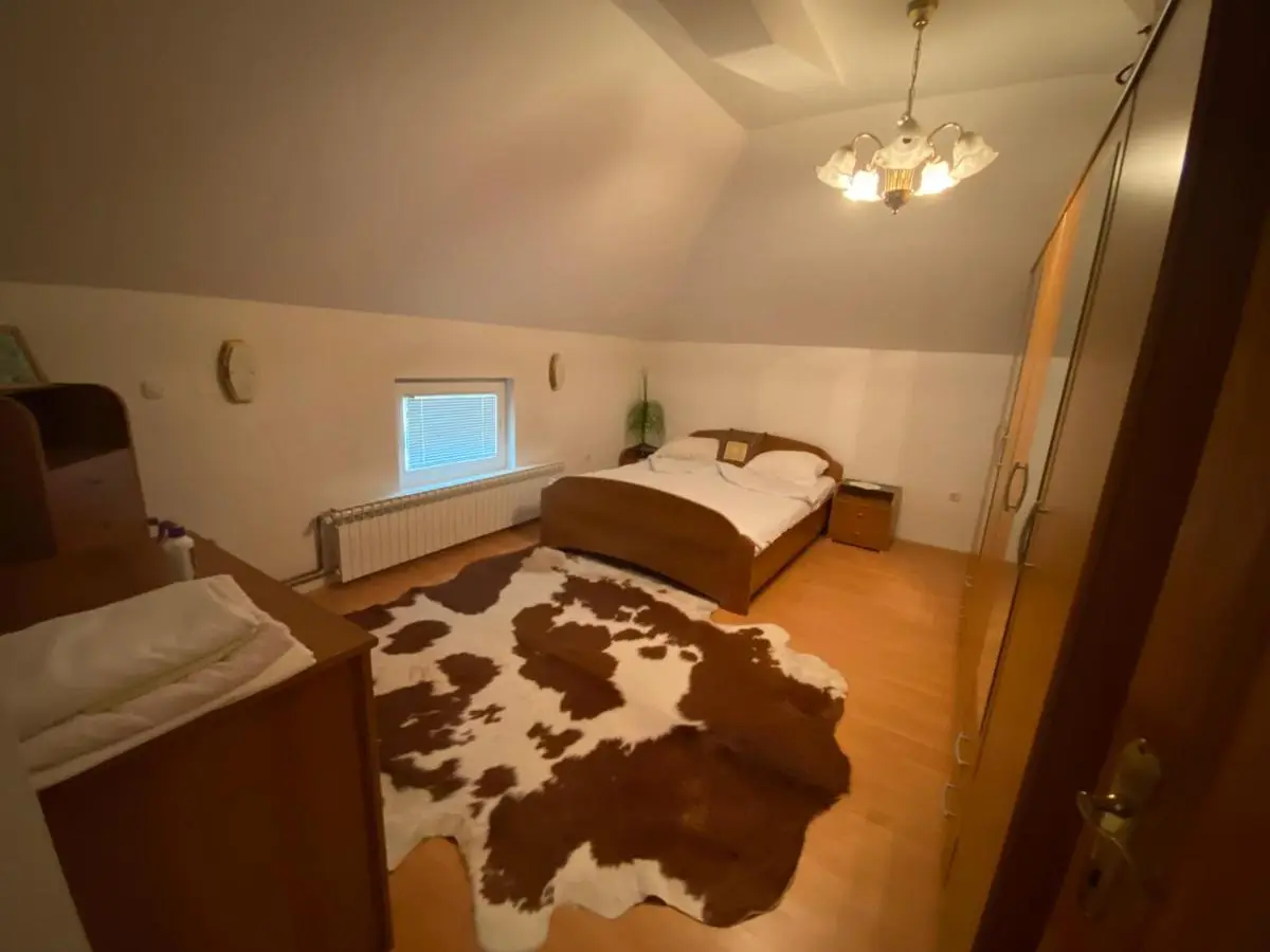 Apartments Adi