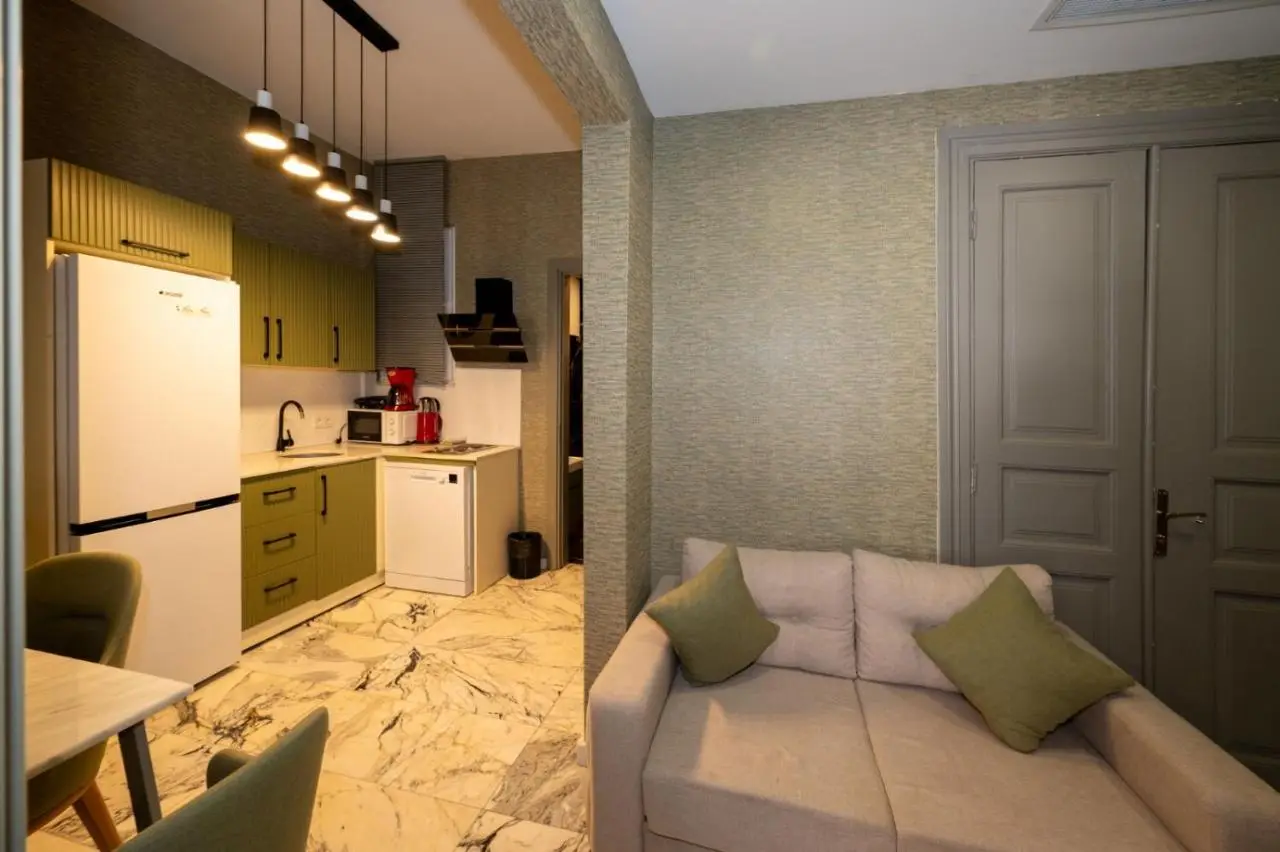 Monev Suites Hotel