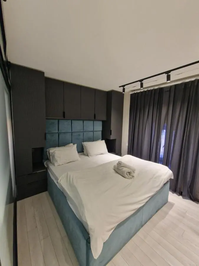 Nizami Central Apartments by Bakhtiyar