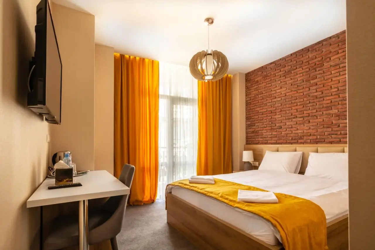 Hotel London